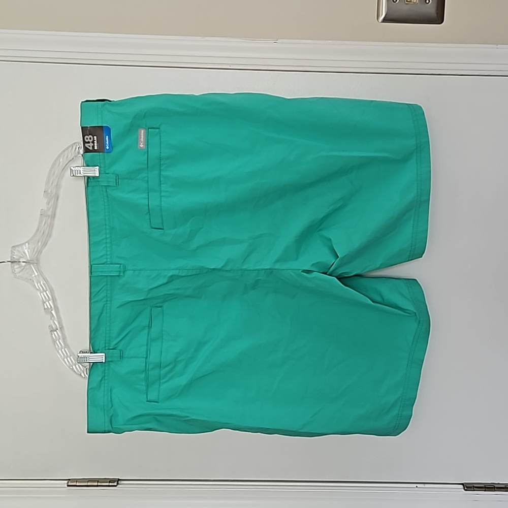 NWT Columbia Washed Out Shorts Size 48R